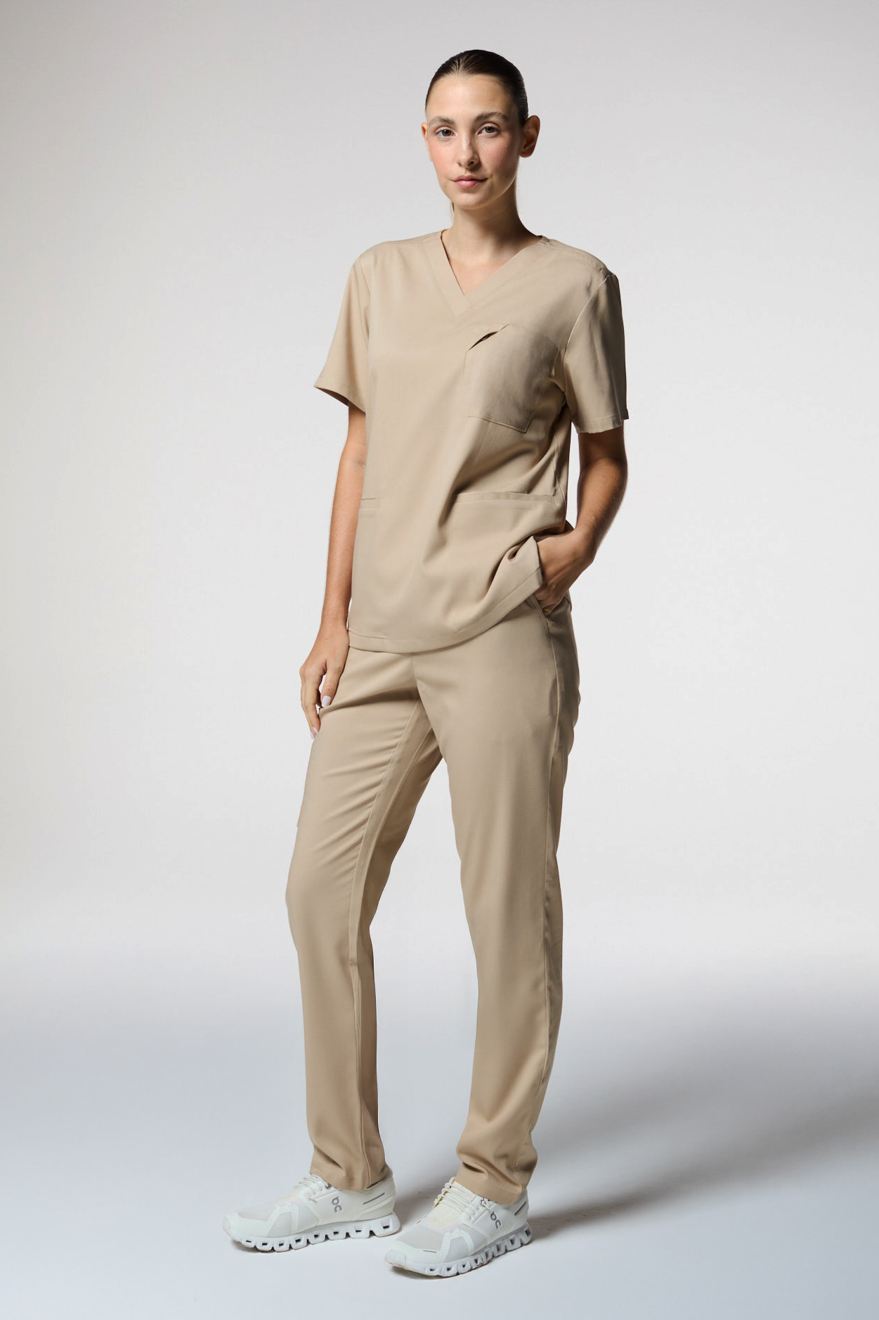 conjunto scrub feminino Next Tech Fendi